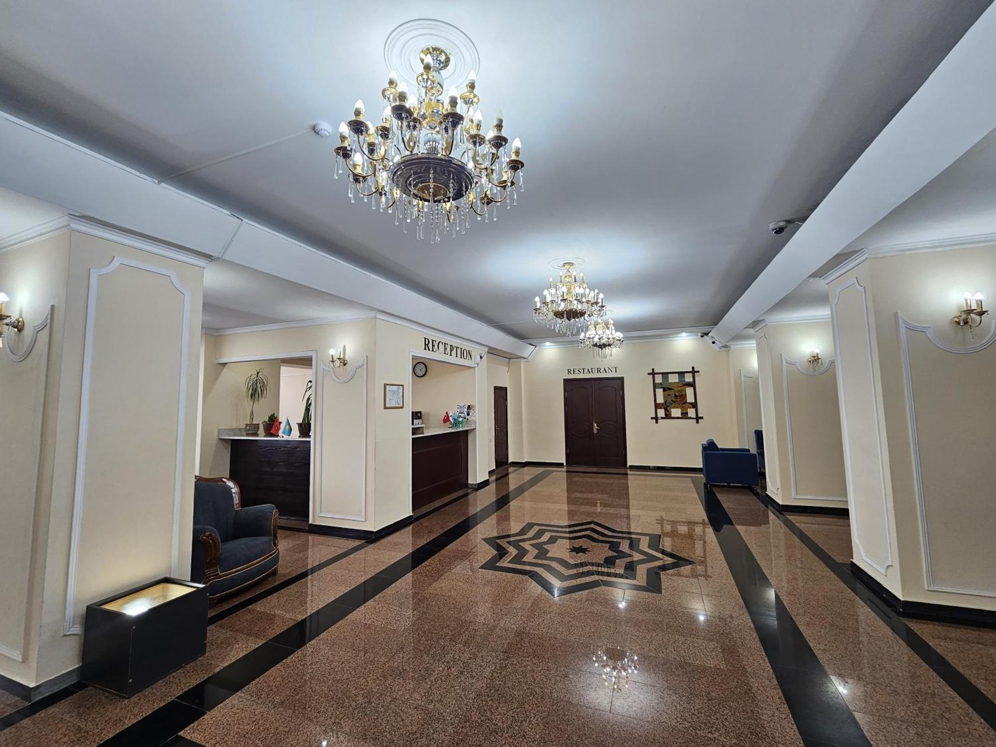 Yassy Hotel, Turkistan المظهر الخارجي الصورة
