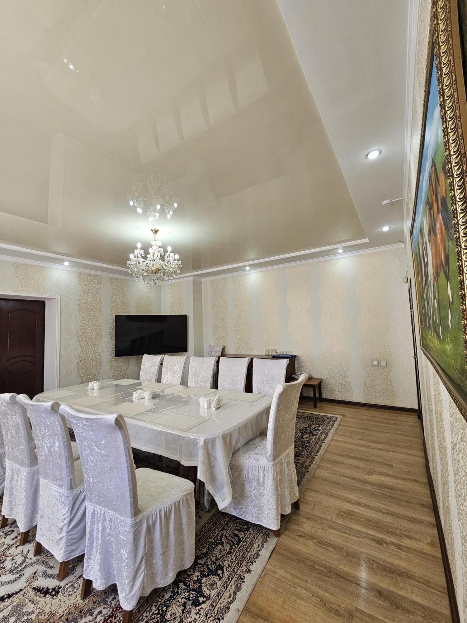 Yassy Hotel, Turkistan المظهر الخارجي الصورة