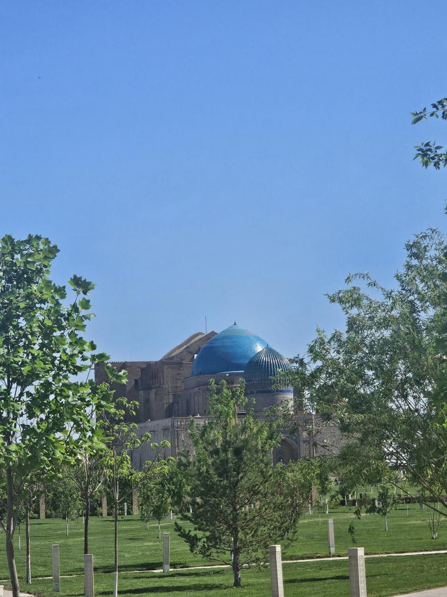 Yassy Hotel, Turkistan المظهر الخارجي الصورة